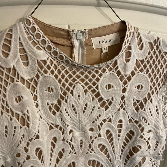 Beautiful cream lace dress - Picture 3 of 4